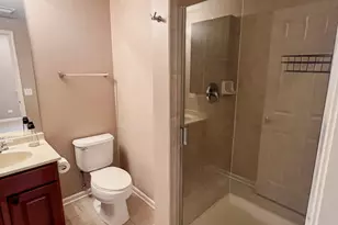 742 Summit Ln, Vernon Hills, IL 60061 - Photo 14