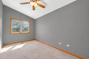 [Address not provided], Chicago, IL 60620 - Photo 8
