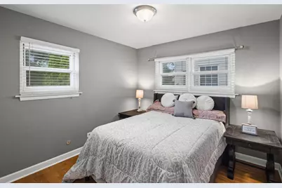 274 N Highview Avenue, Elmhurst, IL 60126 - Photo 10