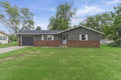 742 N Reel Avenue, Salem, IL 62881 - Photo 2
