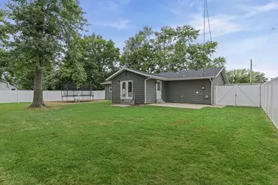 742 N Reel Avenue, Salem, IL 62881 - Photo 6