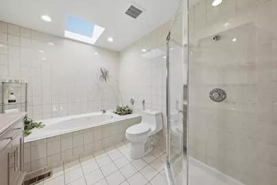 8524 Golfview Drive, Orland Park, IL 60462 - Photo 20