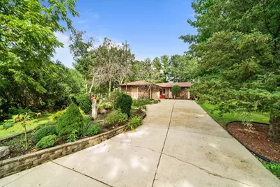 7173 Lakecrest Court, Caledonia, IL 61011 - Photo 2