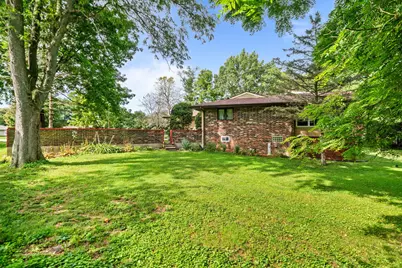 7173 Lakecrest Court, Caledonia, IL 61011 - Photo 34