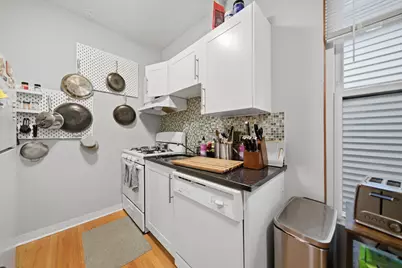 3208 N Seminary Avenue, Chicago, IL 60657 - Photo 14