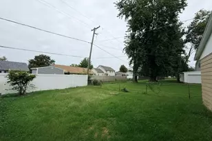 2636 N Osage Dr, Bourbonnais, IL 60914 - Photo 34