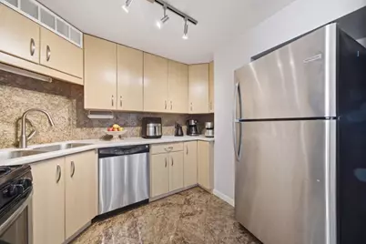 3200 N Lake Shore Drive #2102, Chicago, IL 60657 - Photo 10