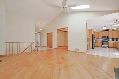 10802 Michigan Drive, Spring Grove, IL 60081 - Photo 6
