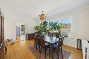 6554 N Campbell Ave, Chicago, IL 60645 - Photo 12