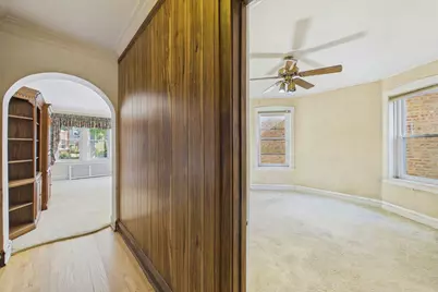 6554 N Campbell Avenue, Chicago, IL 60645 - Photo 16