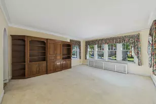 6554 N Campbell Ave, Chicago, IL 60645 - Photo 18