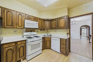 6554 N Campbell Ave, Chicago, IL 60645 - Photo 24