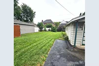 618 W Comstock Avenue, Elmhurst, IL 60126 - Photo 8
