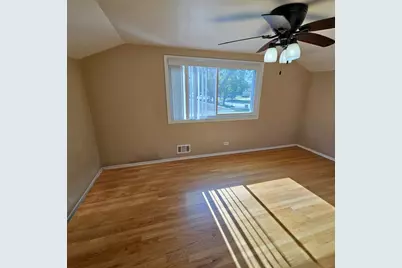 618 W Comstock Avenue, Elmhurst, IL 60126 - Photo 20