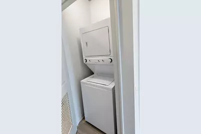 1025 W Addison Street #534H, Chicago, IL 60613 - Photo 14