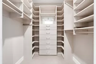 403 N Wabash St, Chicago, IL 60611 - Photo 26