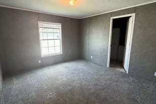 1018 13 St, Erie, IL 61250 - Photo 6