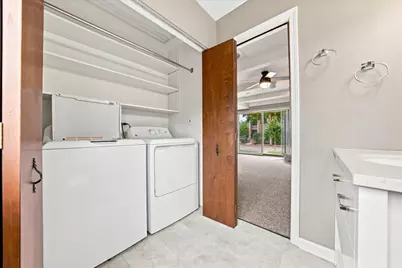 129 W Quincy Street #1, Westmont, IL 60559 - Photo 4