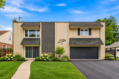 129 W Quincy Street #1, Westmont, IL 60559 - Photo 1