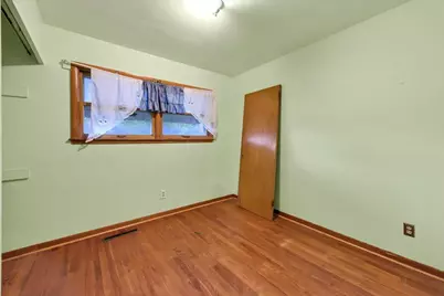 5715 Fox Lake Road, McHenry, IL 60051 - Photo 8