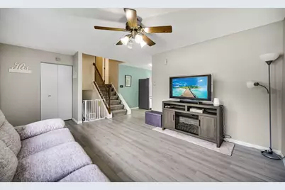951 Surf Court, Bartlett, IL 60103 - Photo 4