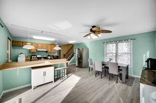 951 Surf Ct, Bartlett, IL 60103 - Photo 10