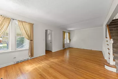 2353 Hainsworth Avenue, North Riverside, IL 60546 - Photo 2