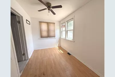 1413 Wisconsin Avenue, Berwyn, IL 60402 - Photo 12