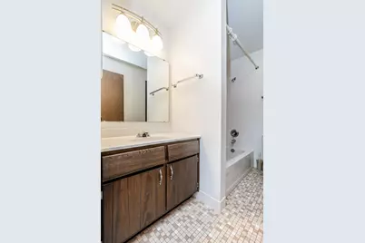 1717 Lakecliffe Drive #C, Wheaton, IL 60189 - Photo 12