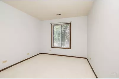 1717 Lakecliffe Drive #C, Wheaton, IL 60189 - Photo 16