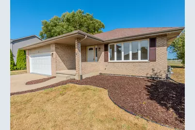 411 Shamrock Lane, Manteno, IL 60950 - Photo 2