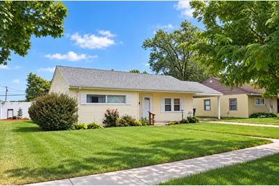 1110 Douglas Drive, Sterling, IL 61081 - Photo 2