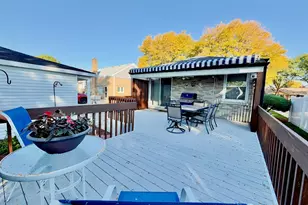 10513 Dorchester St, Westchester, IL 60154 - Photo 20