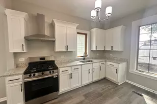 315 Flagg St, Aurora, IL 60505 - Photo 8