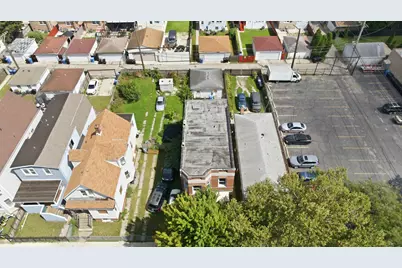 2025 N Lawler Avenue, Chicago, IL 60639 - Photo 28