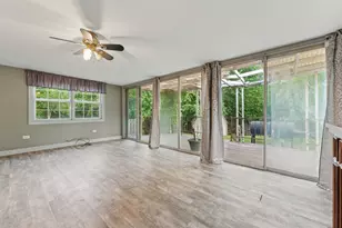 1132 Evergreen Dr, Carol Stream, IL 60188 - Photo 10