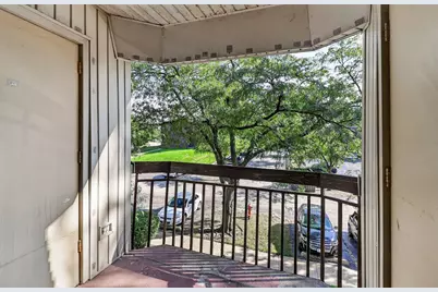 2212 Country Club Drive #21, Woodridge, IL 60517 - Photo 6