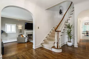 522 Kenilworth Ave, Kenilworth, IL 60043 - Photo 2