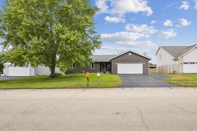 319 1st Light Drive, Stillman Valley, IL 61084 - Photo 2