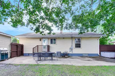 1721 W Illinois Avenue, Aurora, IL 60506 - Photo 28