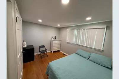 1622 S Surrey Ridge Drive, Arlington Heights, IL 60005 - Photo 2