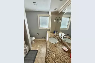 1622 S Surrey Ridge Drive, Arlington Heights, IL 60005 - Photo 4