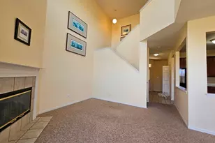 2923 Bartlett Ct, Naperville, IL 60564 - Photo 4
