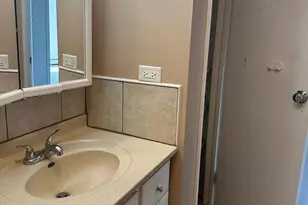 735 Heritage Dr, Hoffman Estates, IL 60169 - Photo 18