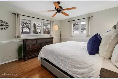 6006 Osage Avenue, Downers Grove, IL 60516 - Photo 12