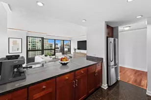 30 E Huron St, Chicago, IL 60611 - Photo 6