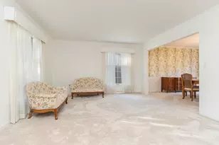 103 Ruth Rd, Bloomington, IL 61701 - Photo 12