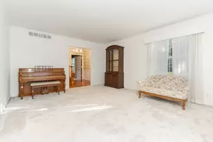 103 Ruth Rd, Bloomington, IL 61701 - Photo 14