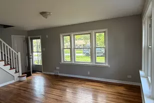 15711 Whipple Ave, Markham, IL 60428 - Photo 2