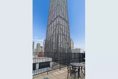 201 E Chestnut Street #23A, Chicago, IL 60611 - Photo 18